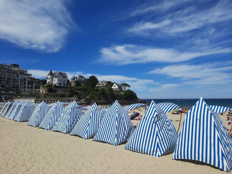 Le Jacaranda-A 2 Min De La Plage, Hyper Centre De Dinard, Vue Mer De La Fenetre Exteriör bild